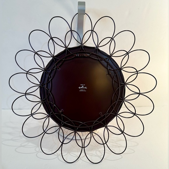 🎄🌟HP🌟NWOT Hallmark Have Yourself a Merry Little Christmas Metal Hanging Sign - Picture 4 of 6